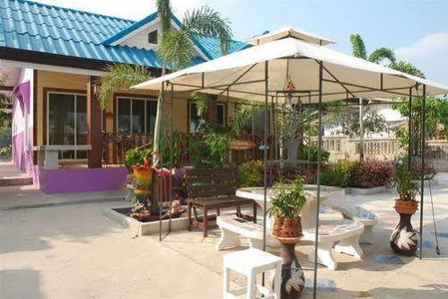 Hotel Baan Im Em Pattaya Exterior foto